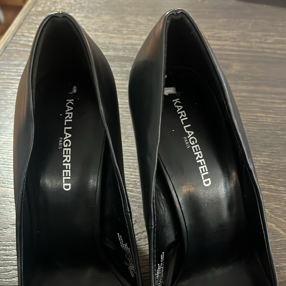 Karl Lagerfeld Paris Calise Pointed Toe Pump - Picture 6 of 9